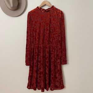 Dress - Banana Republic - velvet - fit and flare